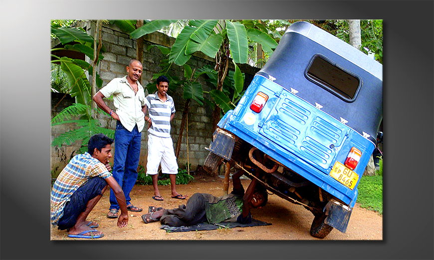 Fine-Art print Srilankan car repair